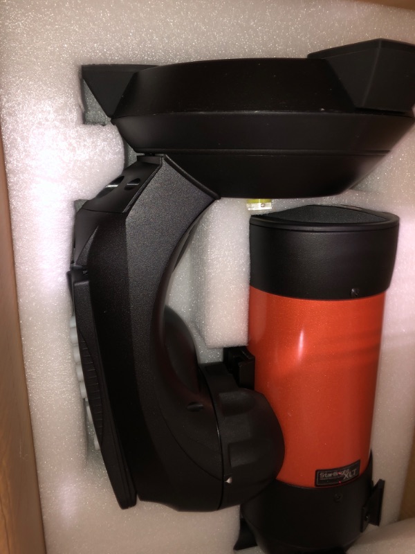 Photo 2 of Celestron NexStar 4 SE Telescope w/ Accessory Kit, Carrying Case, and AC Adapter