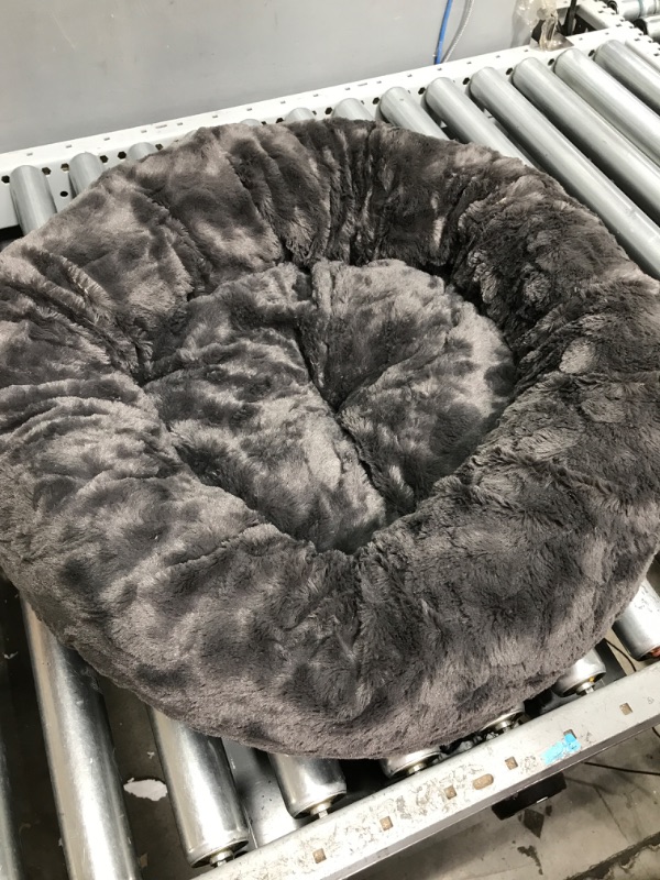 Photo 2 of 
Best Friends by Sheri The Original Calming Donut Cat and Dog Bed in Shag Fur Gray, Small 23x23
Size:23.0"L x 23.0"W x 7.0"Th
Style:Bed Only