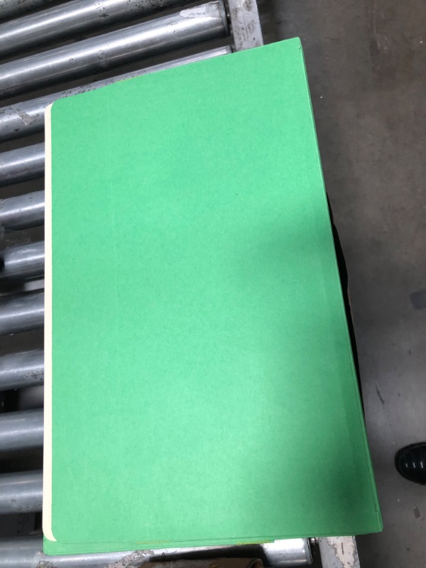 Photo 1 of Smead File Pocket, Straight-Cut Tab, 3-1/2" Expansion, Legal Size, Green, 25 per Box