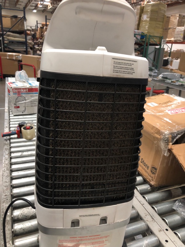 Photo 4 of 460-CFM 3-Speed Indoor Portable Evaporative Cooler for 280-sq ft (Motor Included)
