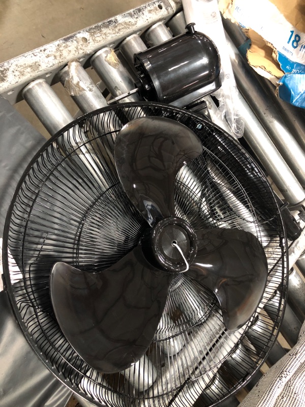 Photo 2 of **MISSING SMALL PARTS* Utilitech 18-in 3-Speed Indoor Black Oscillating Pedestal Fan
