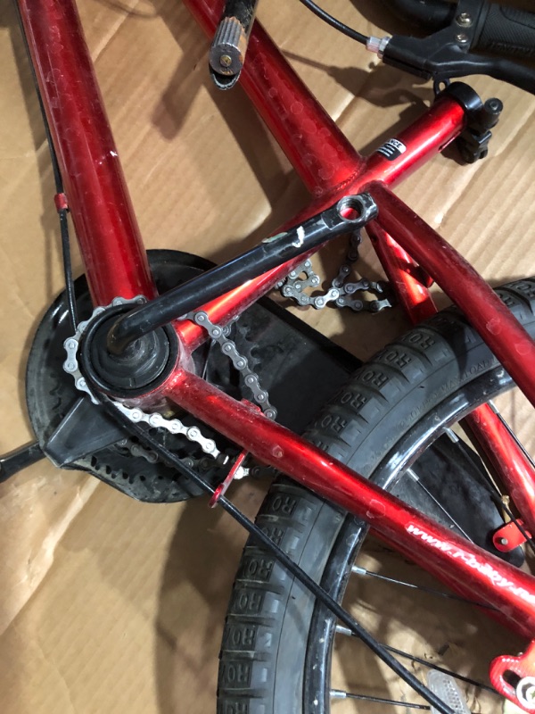 Photo 1 of * item used * incomplete * broken chain * sold for parts or repair *
RoyalBaby Freestyle Kids Bike 12 14 16 18 20 Inch Bicycle for Boys Girls Ages 3-12 Years, 