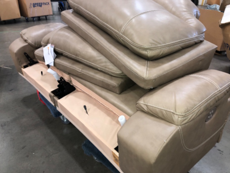 Photo 1 of 2 SEAT POWER LEATHER RECLINER 