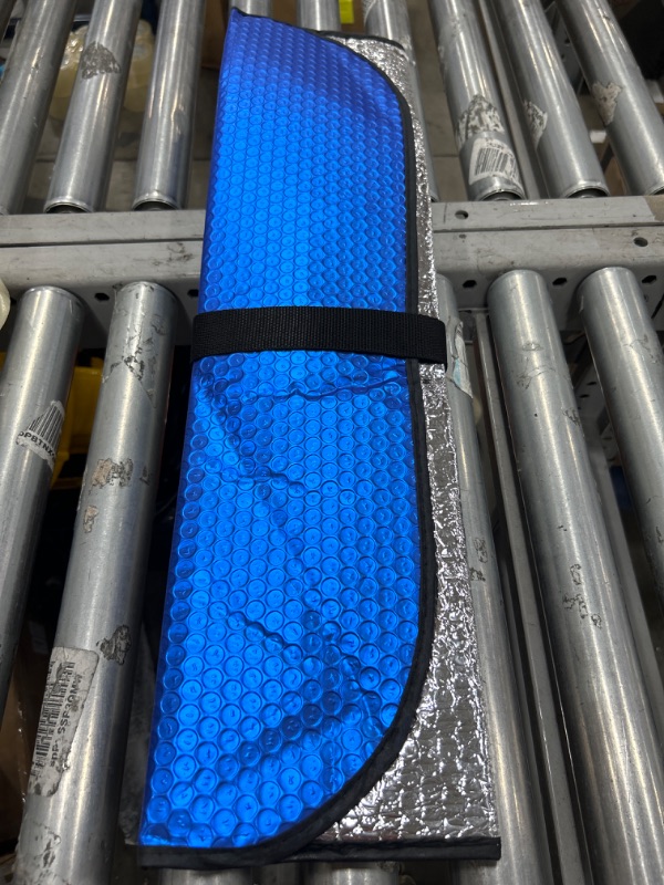 Photo 1 of auto sunshade