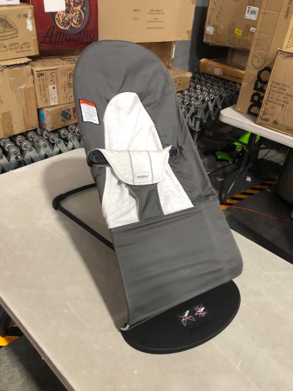 Photo 3 of ***USED - SEE PICTURES***
BabyBjörn Bouncer Balance Soft, Cotton/Jersey, Dark Gray/Gray (005084US)