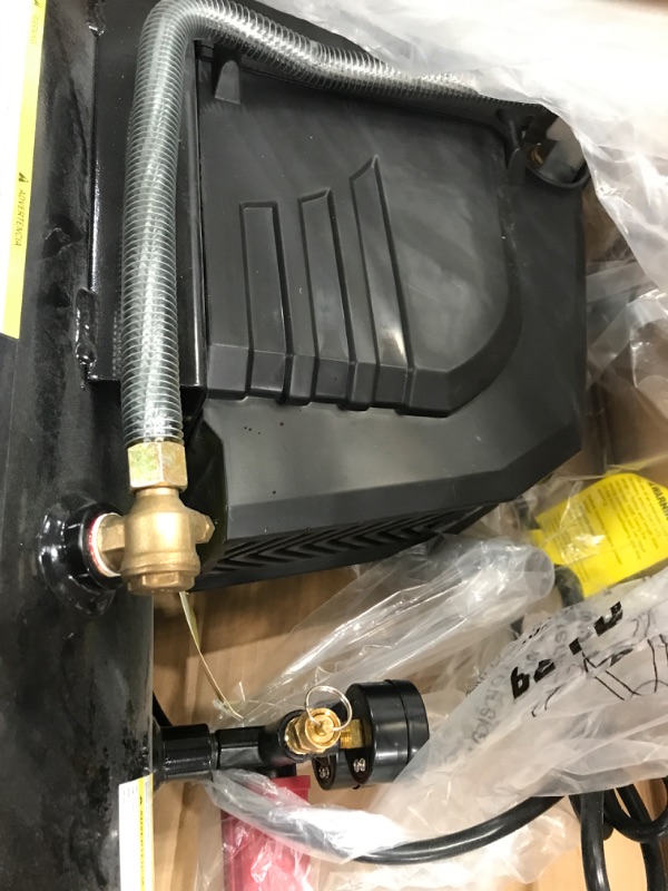 Photo 3 of 8G 150 PSI Hotdog Air Compressor