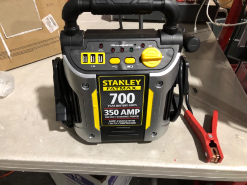 Photo 6 of (USED) STANLEY FATMAX J7CS Portable Power Station Jump Starter: 700 Peak/350 Instant Amps, 120 PSI Air Compressor, 3.1A USB Ports, Battery Clamps