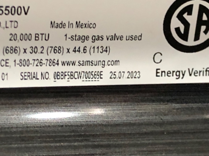 Photo 2 of SCRATCHED; LIKE NEW**Samsung 7.4-cu ft Reversible Side Swing Door Steam Cycle Smart Gas Dryer (Brushed Black)