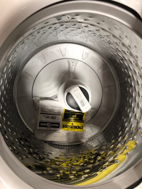 Photo 5 of SCRATCHED**Whirlpool 2 in 1 Removable Agitator 4.7-cu ft High Efficiency Impeller and Agitator Top-Load Washer (White)
