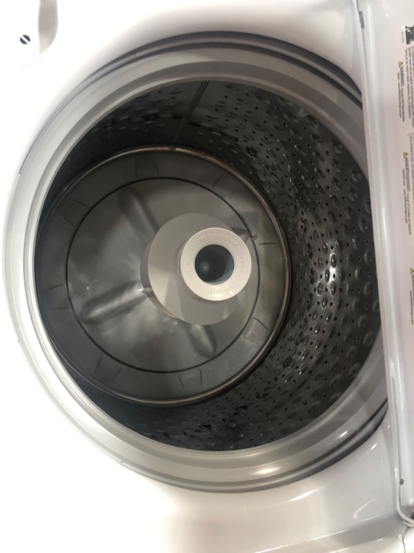 Photo 5 of LIKE NEW; SCRATCHED FRONT**GE 4.2-cu ft Agitator Top-Load Washer (White)