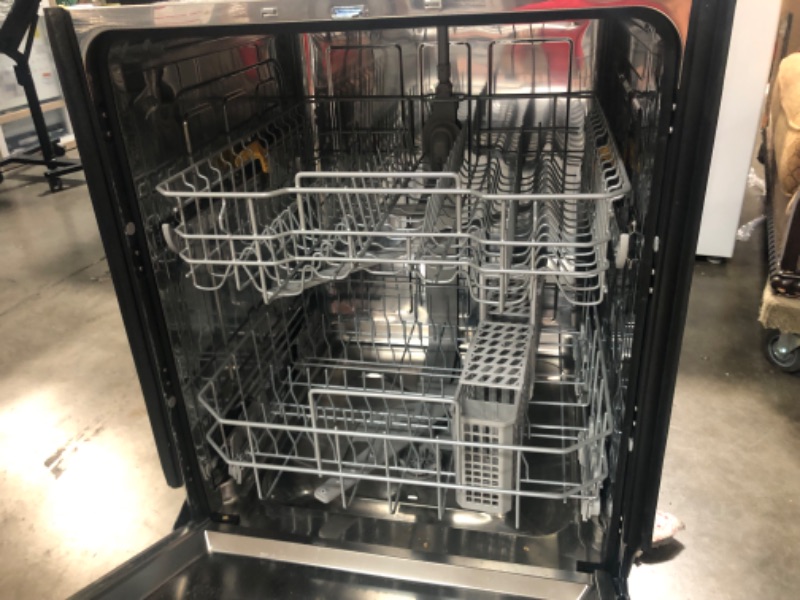 Photo 7 of Samsung Top Control 24-in Smart Built-In Dishwasher (Fingerprint Resistant Stainless Steel) 