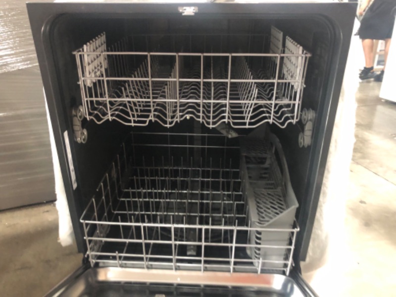 Photo 4 of LIKE NEW**Whirlpool Top Control 24-in Built-In Dishwasher (Fingerprint Resistant Stainless Steel), 55-dBA