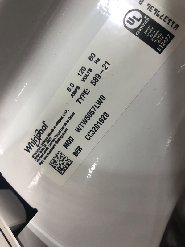 Photo 3 of SCRATCHED SIDE**Whirlpool 2 in 1 Removable Agitator 4.7-cu ft High Efficiency Impeller and Agitator Top-Load Washer (White)