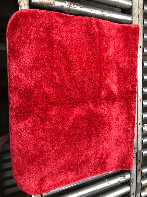 Photo 1 of 2' 6" x 6 red rug