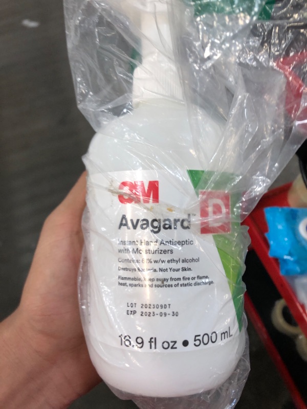 Photo 2 of 3M Avagard D Instant Hand Antiseptic with Moisturizers, Provides Fast, Effective Way to Kill Bacteria That Can Cause Disease Without Being Hard on Skin, 16.9 oz Pump Bottle