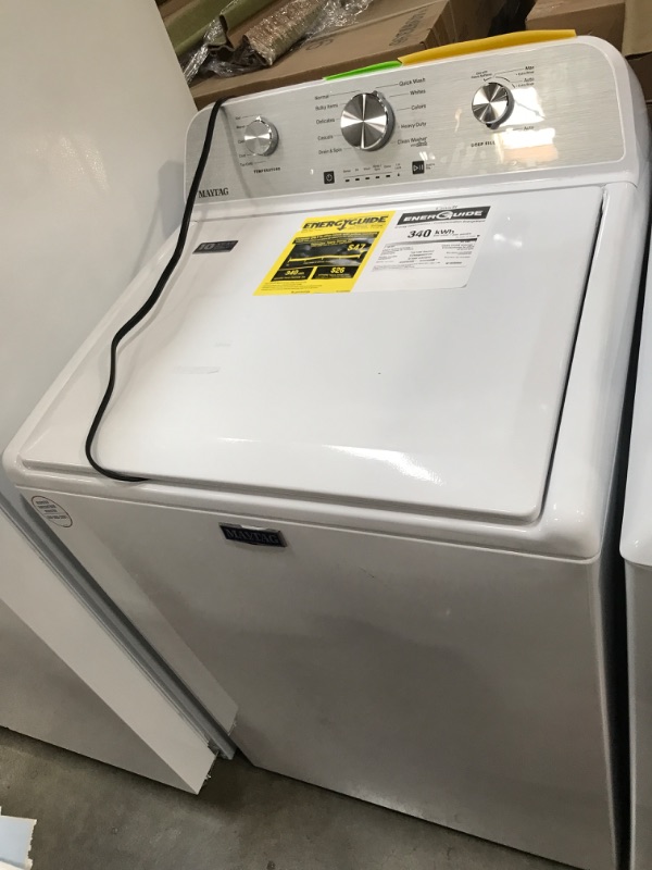 Photo 2 of Maytag 4.5-cu ft High Efficiency Agitator Top-Load Washer (White)