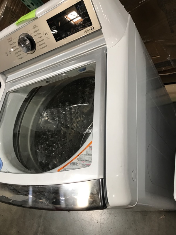 Photo 4 of LG TurboWash 3D 5.5-cu ft Impeller Smart Top-Load Washer (White) ENERGY STAR