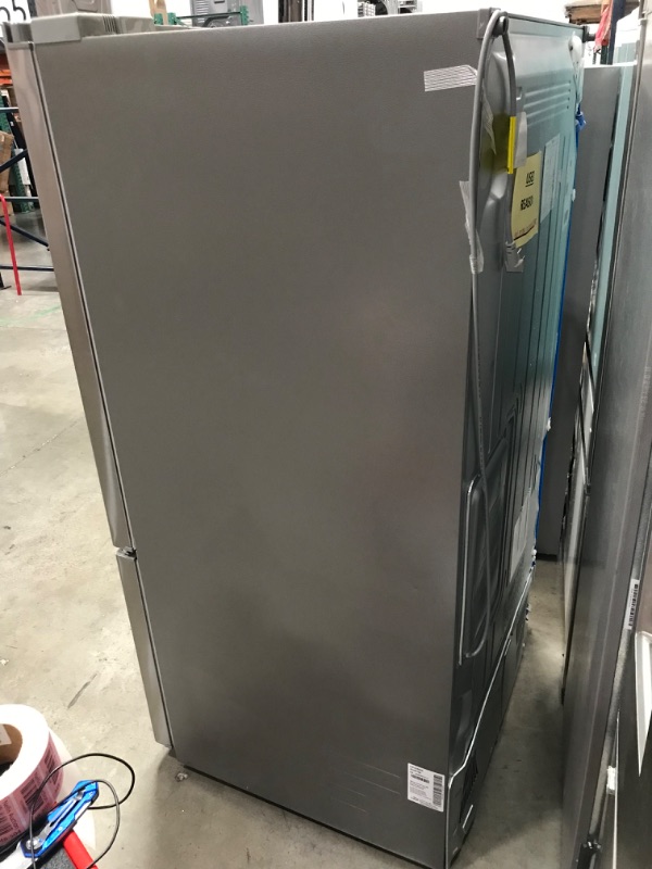 Photo 6 of LG 27.7-cu ft Smart French Door Refrigerator with Ice Maker (Fingerprint Resistant) ENERGY STAR