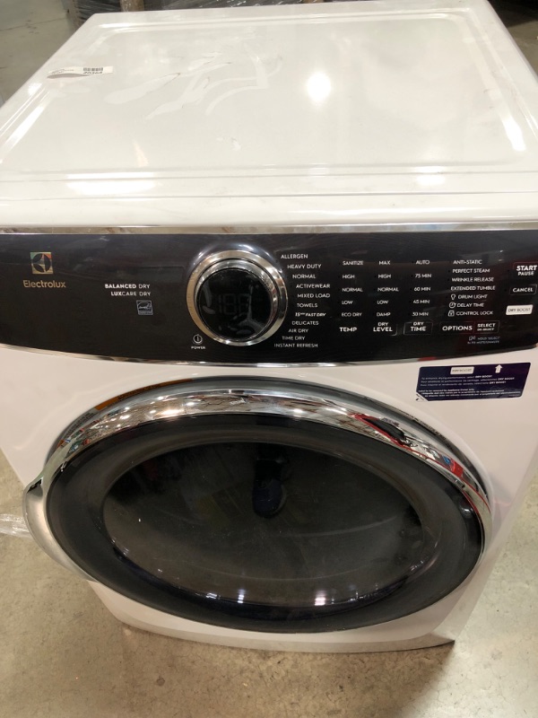 Photo 5 of Electrolux 8-cu ft Stackable Steam Cycle Electric Dryer (White) ENERGY STAR
