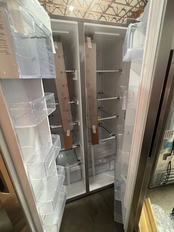 Photo 3 of Samsung 28-cu ft Smart Side-by-Side Refrigerator with Ice Maker (Fingerprint Resistant Stainless Steel)