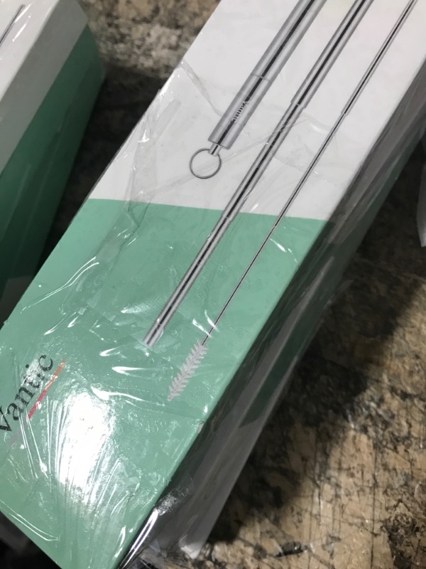 Photo 1 of 2 reusable straw with cleaner