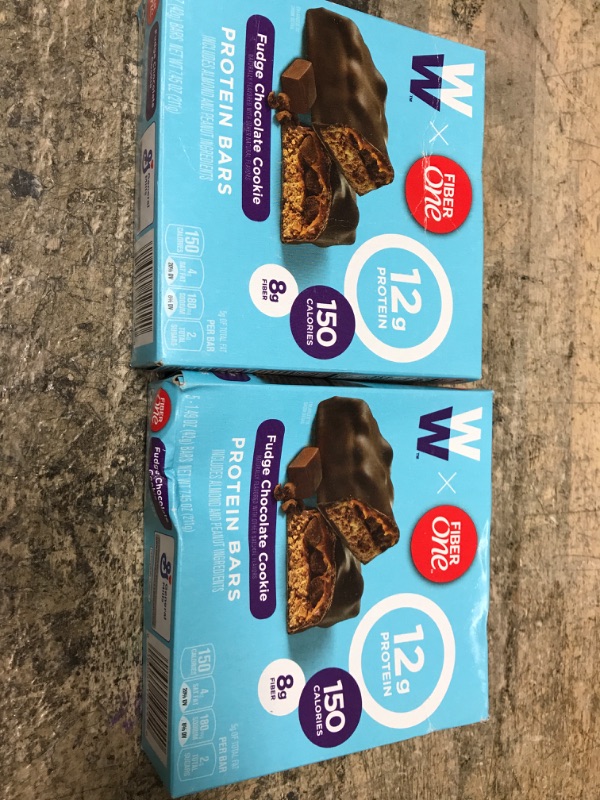 Photo 2 of ***BUNDLE***Fiber One Weight Watchers Chewy Protein Bars, Peanut Butter Cocoa Crumble, 5 ct Fudge Chocolate Cookie(2 BOXES)