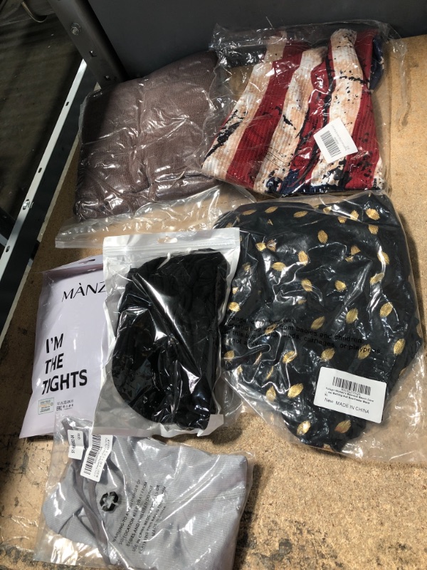 Photo 1 of 6 PIECE CLOTHING BUNDLE