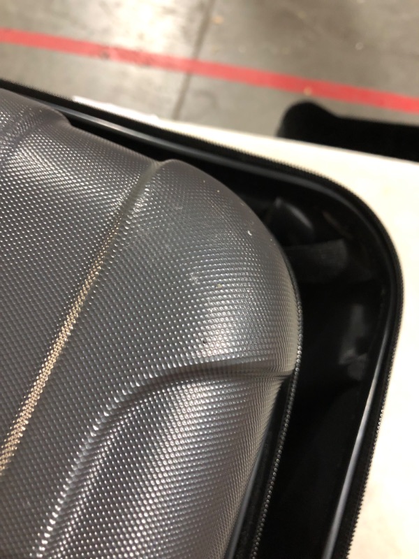 Photo 1 of ***MINOR SCUFFS AND SCRAPES***
Strenforce 3-Piece (20/24/28)" Suitcase Set Spinner Wheels Charcoal Gray