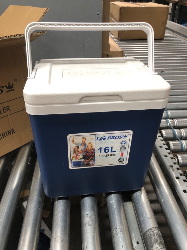 Photo 1 of 16L Blue Cooler 