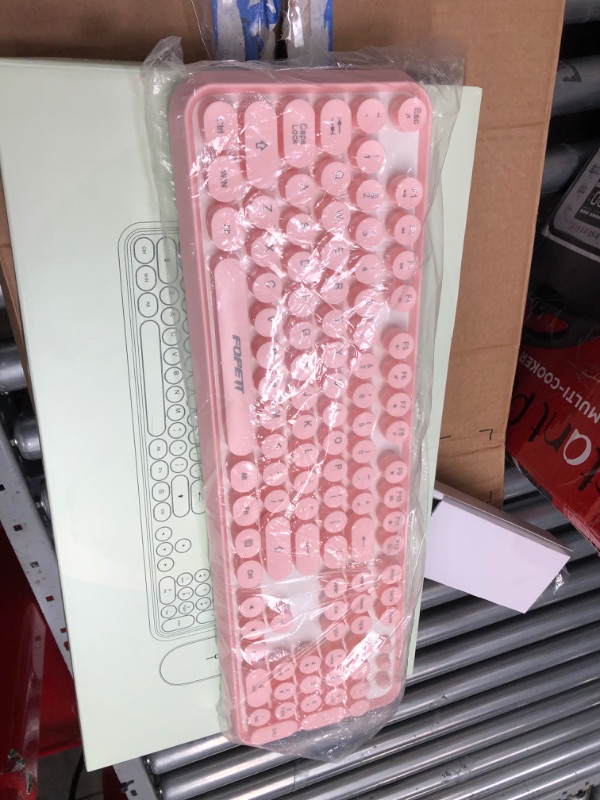 Photo 2 of SADES V2020 Pink Wireless Keyboard with Round Keycaps,2.4GHz Dropout-Free Connection,Long Battery Life,Cute Wireless Moues for PC/Laptop/Mac(Pink)
