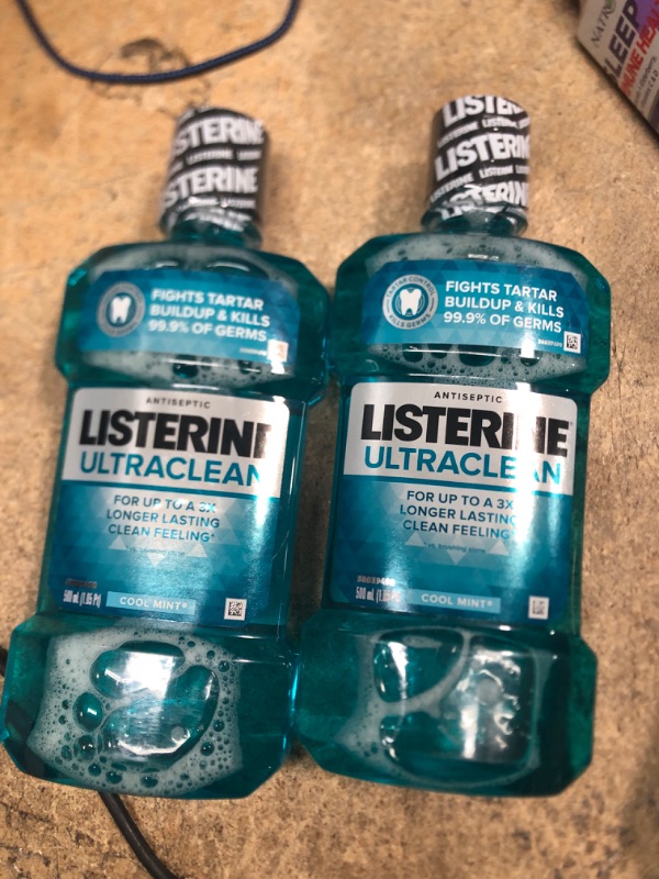 Photo 2 of 2 pack of Listerine Ultraclean Tartar Control Antiseptic Mouthwash Cool Mint - 500ml