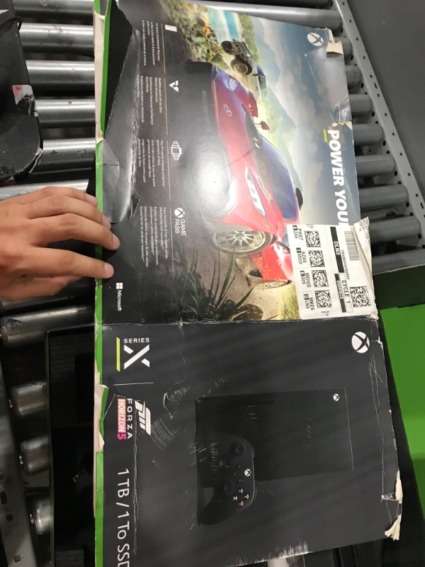 Photo 7 of Xbox Series X – Forza Horizon 5 Bundle