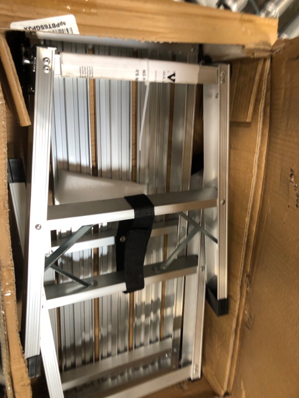 Photo 2 of *USED* VEVOR Telescoping Ladder, 12.5 FT Aluminum One-Button Retraction Collapsible Extension Ladder, 375 LBS Capacity w/Non-Slip Feet, Portable Multi-Purpose...
