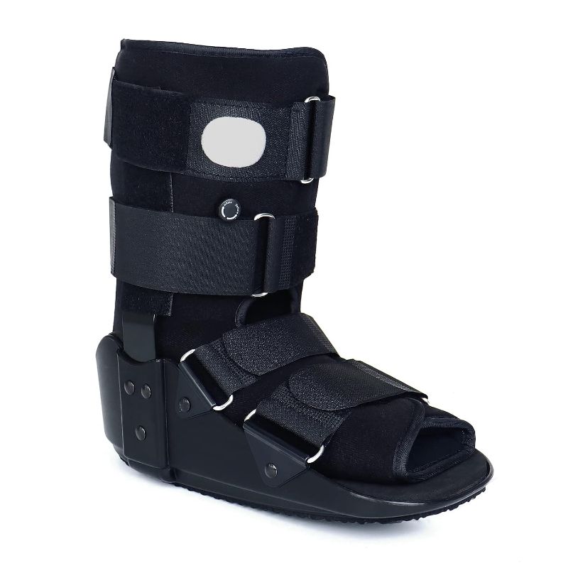 Photo 2 of 
Medibot Walking Boot, Fracture Boot for Foot and Ankle Size M
Color:11"Inflatable walker