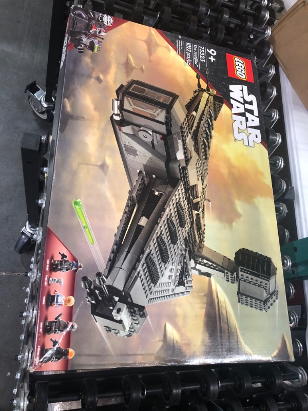 Photo 2 of LEGO Star Wars The Justifier 75323, Buildable Toy Starship with Cad Bane Minifigure and Todo 360 Droid Figure, The Bad Batch Set, Gifts for Kids, Boys & Girls FrustrationFree Packaging