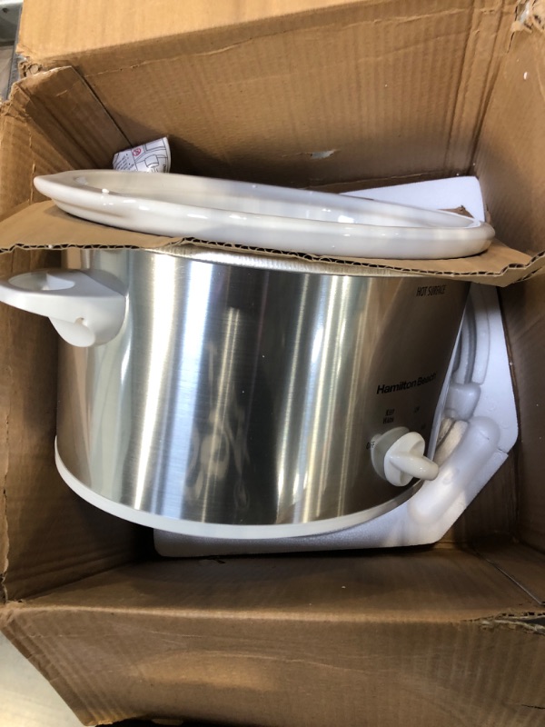 Photo 1 of **FOR PARTS**  Hamilton Beach 4-Quart Slow Cooker with Dishwasher-Safe Stoneware Crock & Lid, Stainless Steel (33140V) & Travel Case & Carrier Insulated Bag for 4, 5, 6, 7 & 8 Quart Slow Cookers (33002),Black