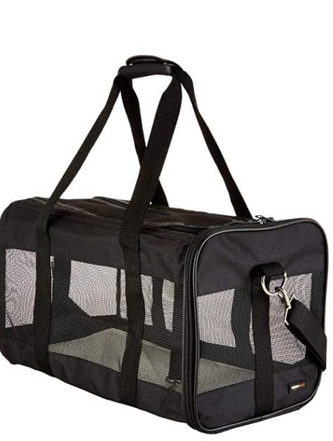 Photo 1 of Amazon Basics Soft-Sided Mesh Pet Travel Carrier, Large (20 x 10 x 11 Inches), Black 