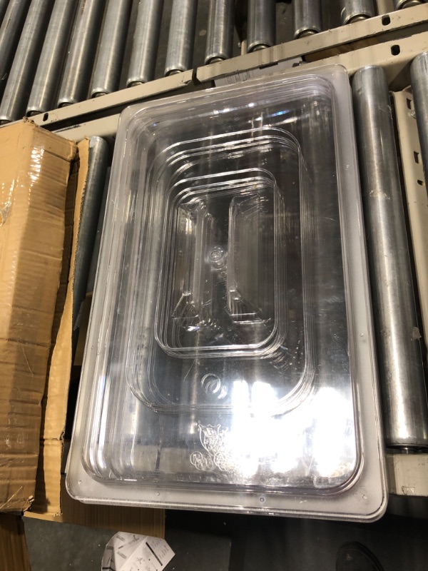 Photo 4 of 6 Pcs Polycarbonate Food Pan Lids with Handle, 1/6 1/2 Full Size Clear Hotel Pan Lid Plastic Hotel Pan Cover for Restaurant Food Container and Storage (1/1 Size 20.9 x 12.8 Inch)