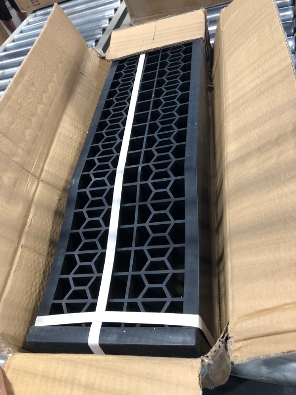 Photo 1 of Apextreme Plastic Car Service Ramp Low Profile 3 Ton Truck Vehicle 2 Pack
