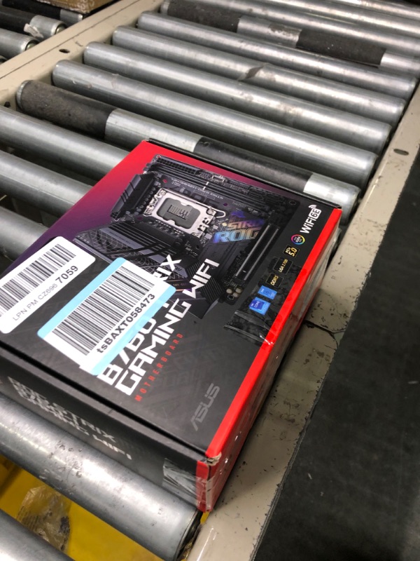 Photo 1 of ASUS ROG Strix B760-I Gaming WiFi 6E Intel® B760(13th and 12th Gen)LGA 1700 mini-ITX motherboard,8 + 1 power stages,DDR5 up to 7600 MT/s, PCIe 5.0,2xM.2 slots,USB 3.2 Gen 2x2 Type-C,Aura Sync RGB