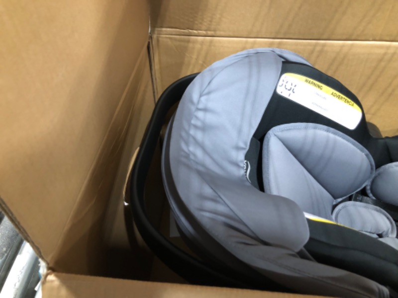 Photo 4 of Britax Willow S Infant Car Seat with Alpine Base, ClickTight Technology, Rear Facing Car Seat with RightSize System, Graphite Onyx