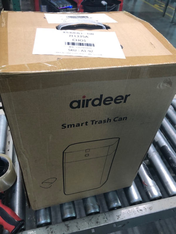 Photo 1 of Airdeer Automatic Trash Can, 4 Gallon Self Sealing and Self-Changing Smart Trash Can, Motion Sensor, Touchless Garbage can with lid for Kitchen Bathroom Bedroom Office, 6 Refill Bag Rings(White)