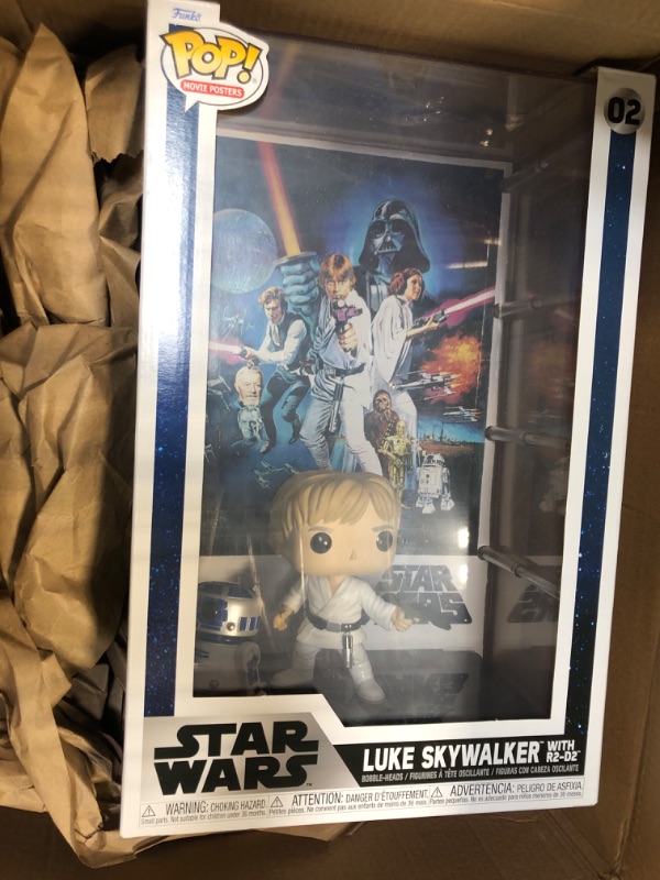 Photo 3 of Funko Pop! Movie Poster: Star Wars: A New Hope - Luke Skywalker with R2-D2