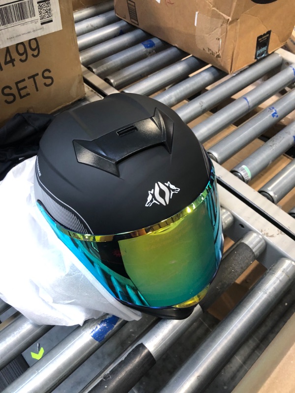 Photo 1 of Motor Bike Helmet 