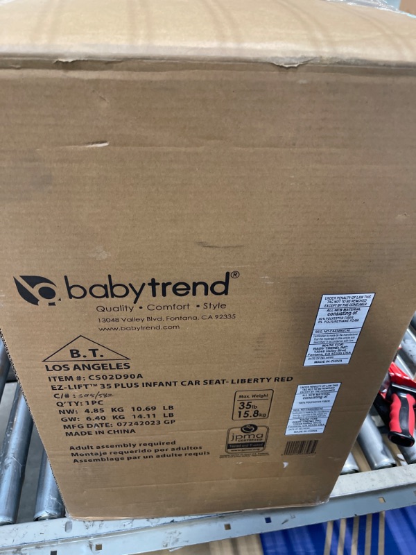 Photo 2 of Baby Trend 35 Infant Car Seat Red