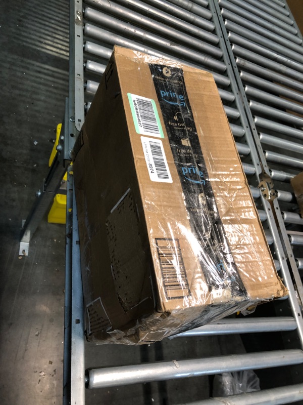 Photo 1 of Lancer Tactical Gen 2 Airsoft Rifle SD M4 GEN 2 Polymer- Electric Full/Semi-Auto Airsoft AEG Rifle with 0.20g BBS, Charger and Battery Tan Polymer