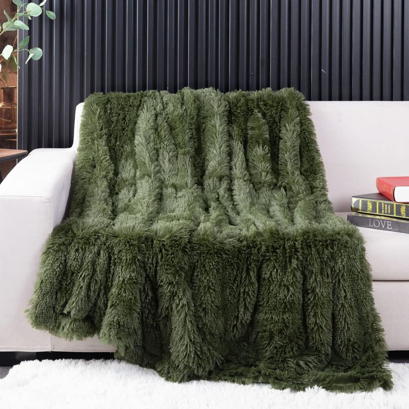 Photo 1 of 
YUSOKI Olive Green Faux Fur Throw Blanket