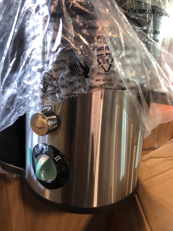 Photo 1 of 600w Juicer 