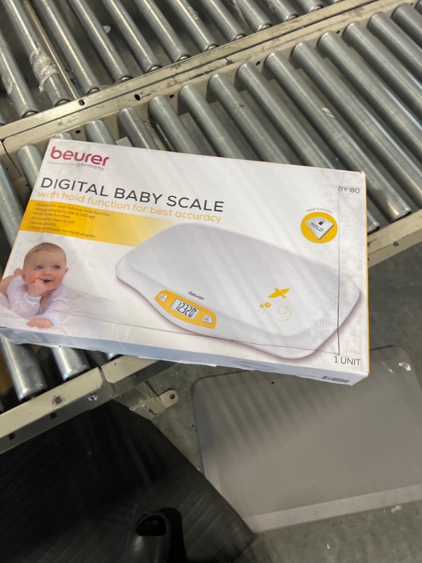 Photo 2 of Beurer BY80 Digital Baby Scale, Infant Scale for Weighing in Pounds, Ounces, or Kilograms up to 44 lbs, Newborn Scale with Hold Function, Pet Scale for Cats and Dogs