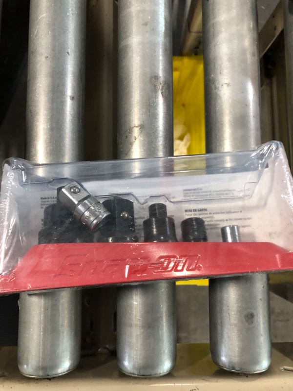 Photo 3 of 6 pc Combination Square Drive Adaptor Set
• Includes 1/4" drive GFAT1E and TA3, 3/8" drive A2A and GSAF1F, and 1/2" drive GLA12B and GLAS1E in a storage tray

